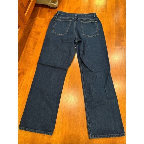 Woman’s L.L bean original fit jeans - Picture 4 of 4
